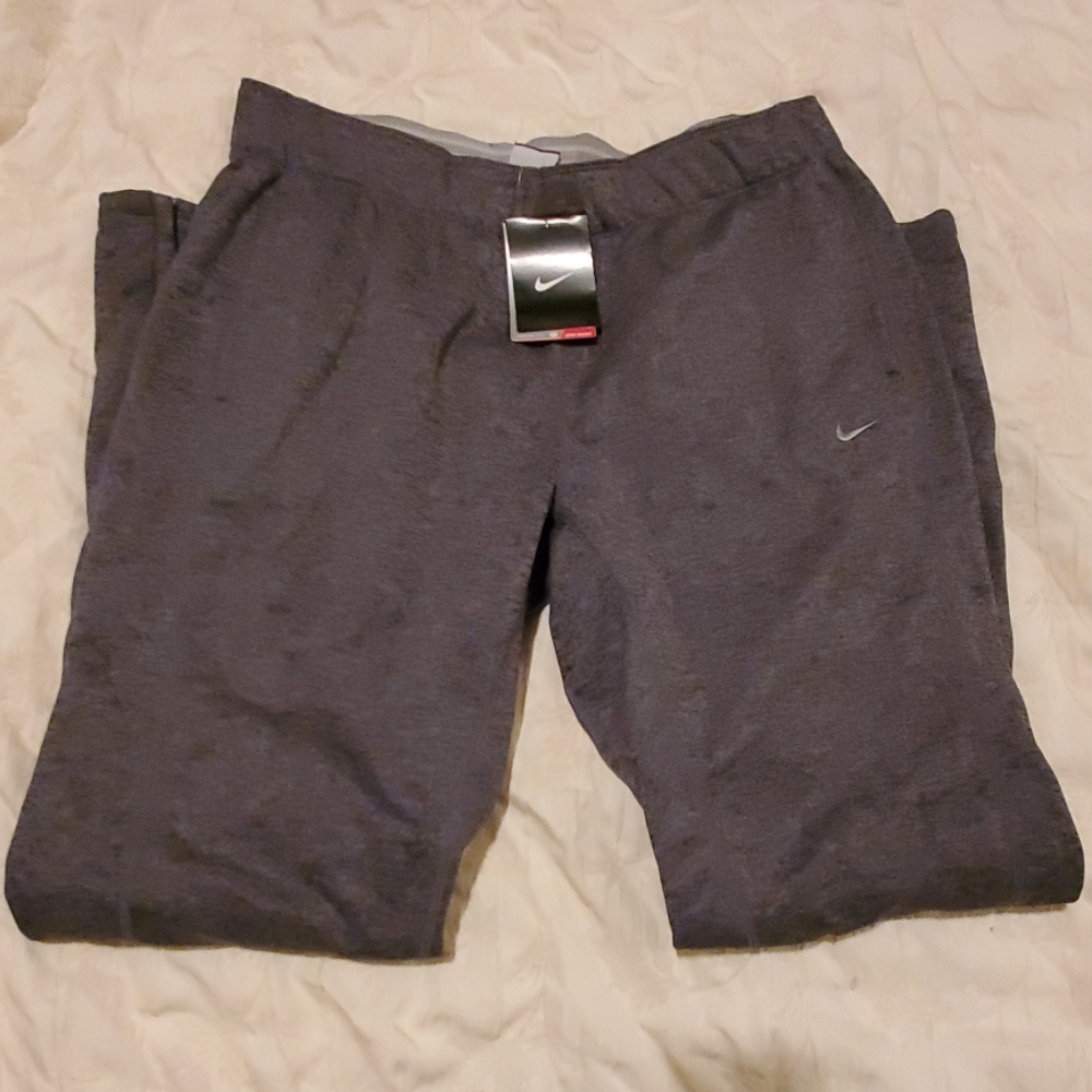 Nike women's thermal fit gray training pants - L -